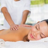 massage relaxant du corps aux huiles essentielles orange douce et petit grain